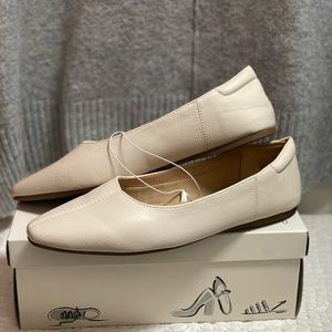 Women’s - Tabina Flats - Size 8 - Color: Off White